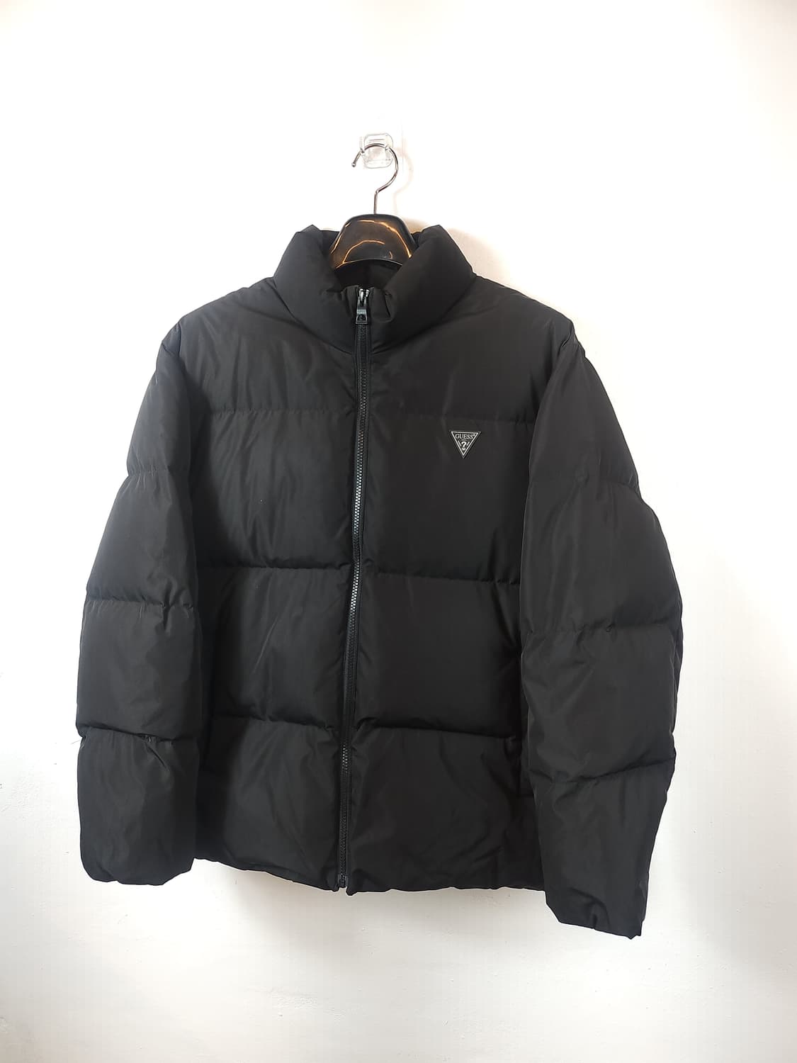 게스 블랙다운패딩 100 L 상품이미지2