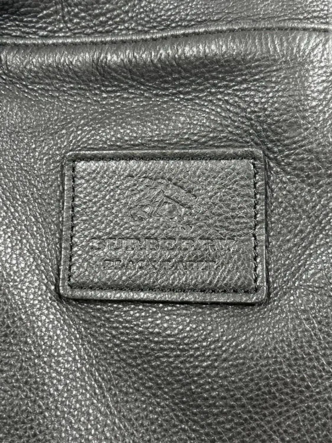 버버리 블랙라벨 소가죽 토트백 상품이미지7