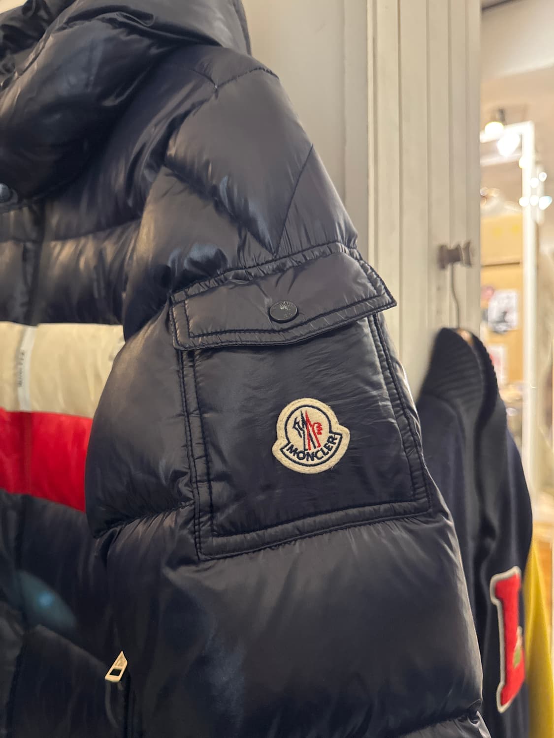 몽클레어 델 패딩  상품이미지4