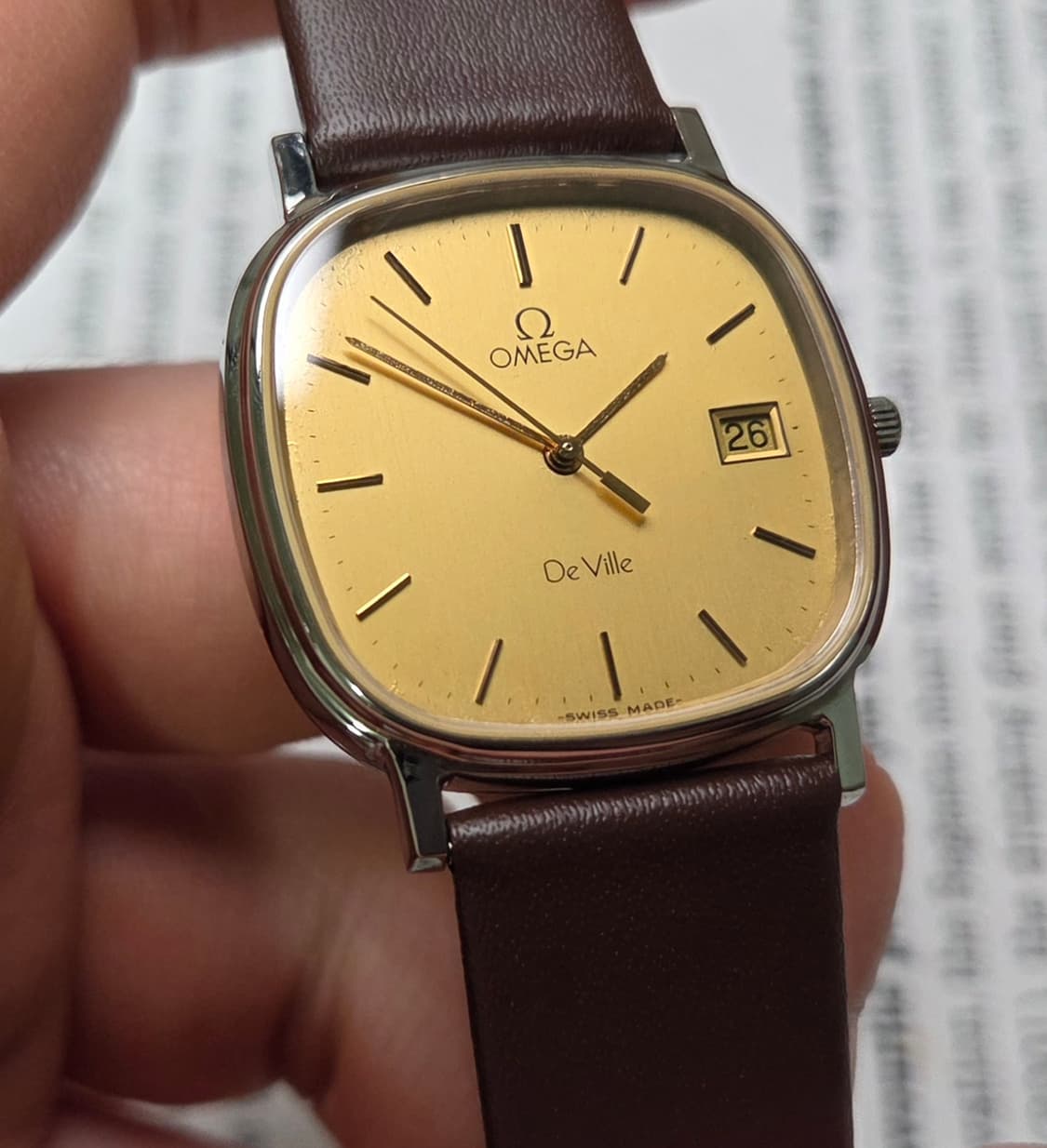 빈티지 오메가 드빌 라운드사각 샴골판 싱글데이트(쓰리침) 슬림 쿼츠 
 상품이미지3