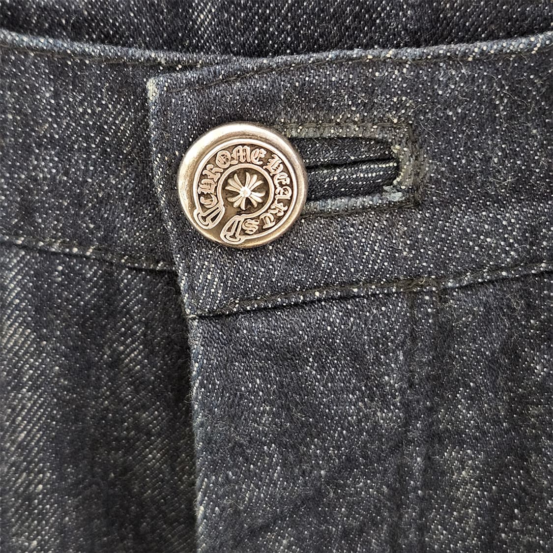 [31] 크롬하츠 크로스 레더 실버 패치 B1103C018 /1600만원 상품이미지4