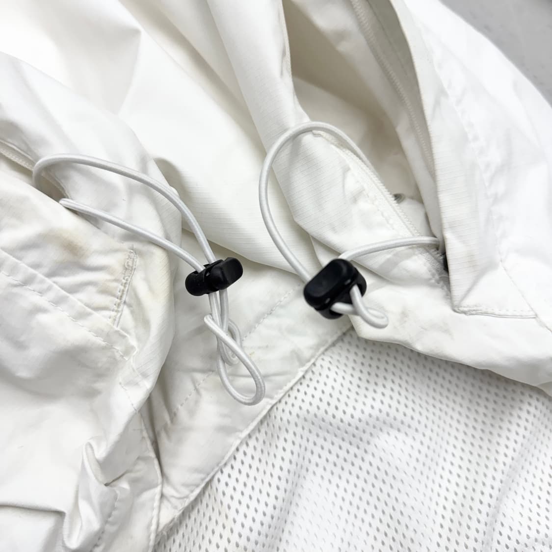 나이키 00s 유벤투스 블록코어 바람막이 화이트  상품이미지9