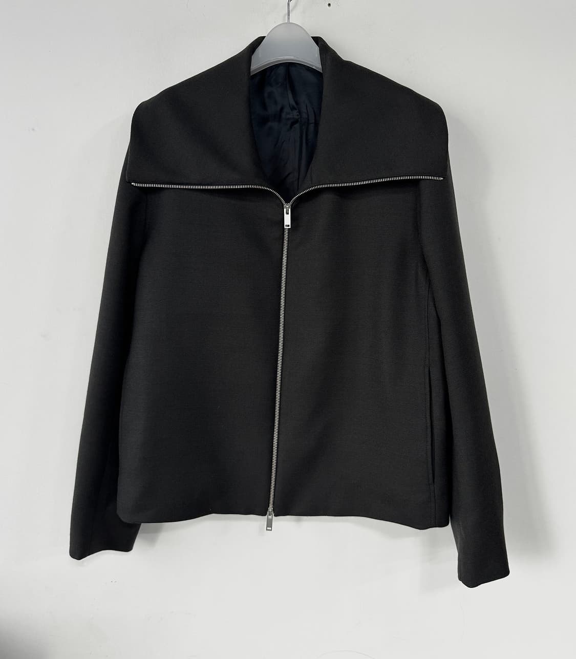 코스 COS 하이 칼라 집업 자켓 상품이미지1