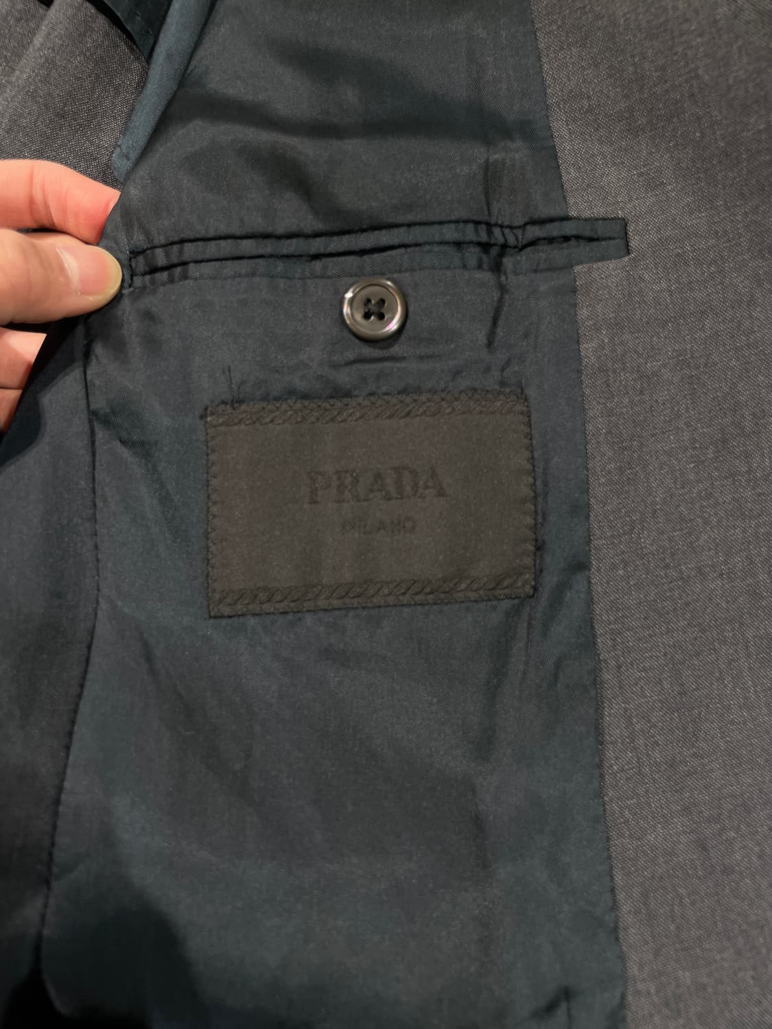 프라다 차콜 클래식 플랩포켓 2B 코튼 블레이저 상품이미지8