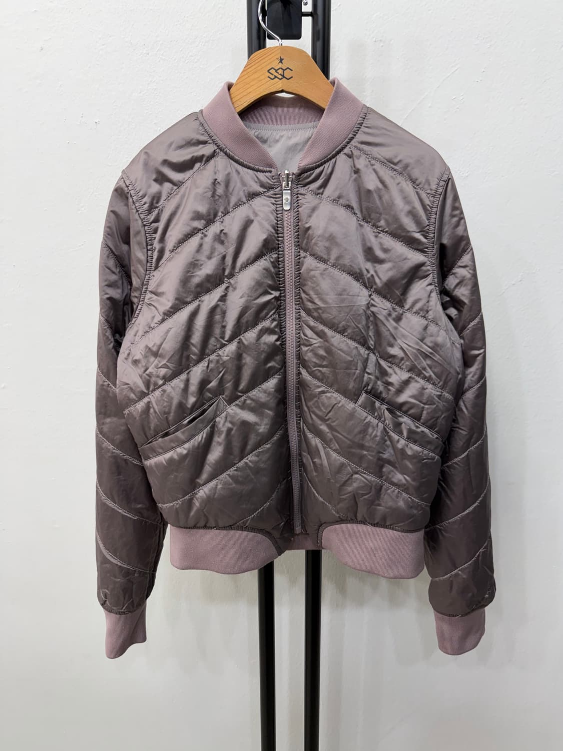 정품) 룰루레몬 여성 리버시블 양면 경량패딩 8(66) 상품이미지6