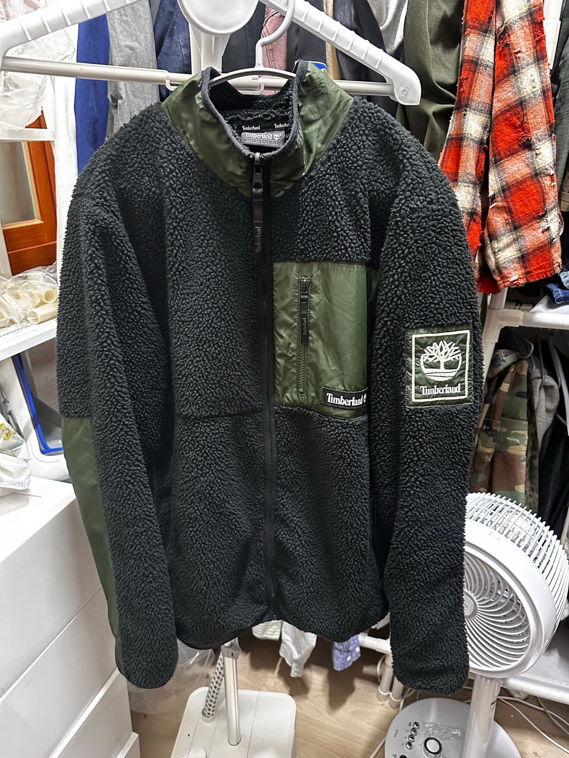 팀버랜드 블랙/카키 양털 플리스 자켓 상품이미지1