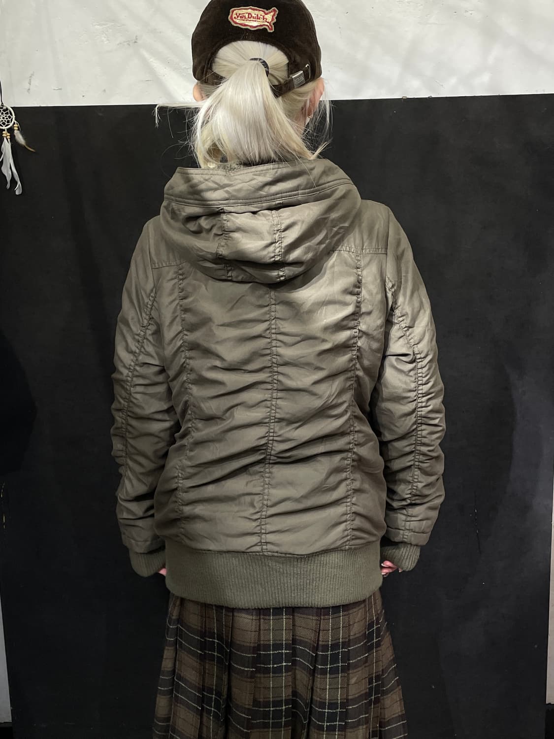 일본빈티지 C0LZA 브라운 카키 경량패딩 밀리터리 셔링 자켓 L 상품이미지4