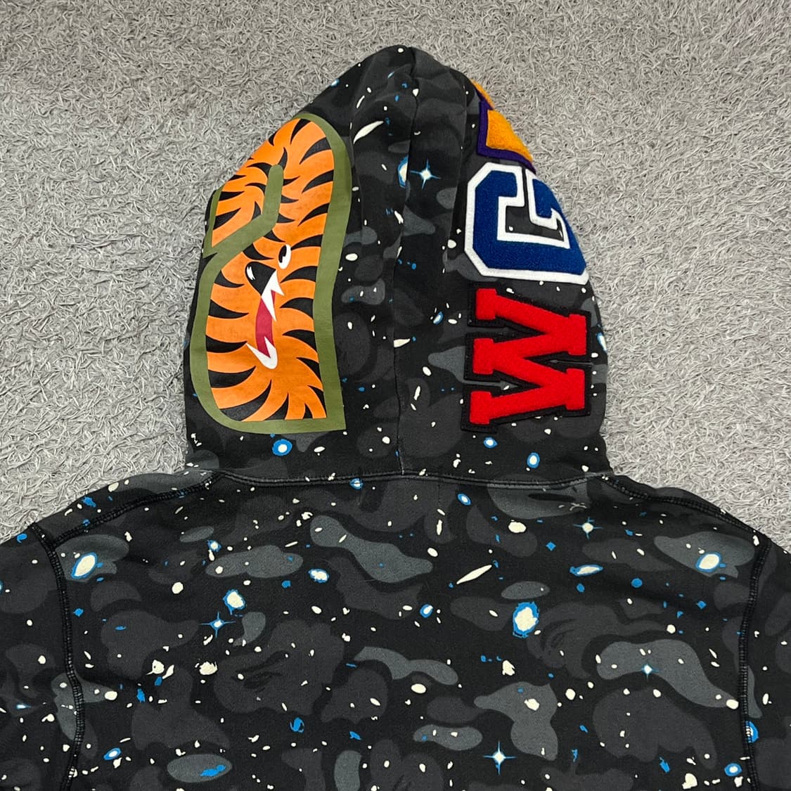 [100] 베이프 스페이스 샤크 후드집업 상품이미지3