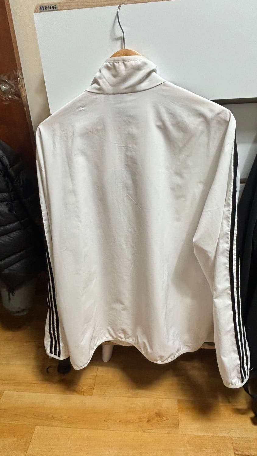 아디다스 바람막이 XL 상품이미지2