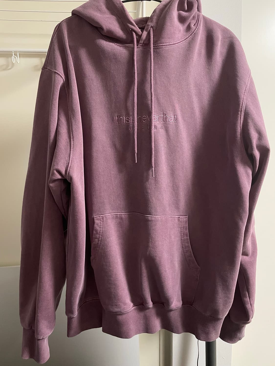 디스이즈네버뎃 L로고 후디 더스티 로즈 상품이미지1