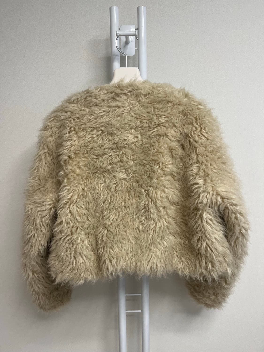 <정가 49만 8000원> 분더캄머 에코퍼 크롭 자켓 상품이미지5