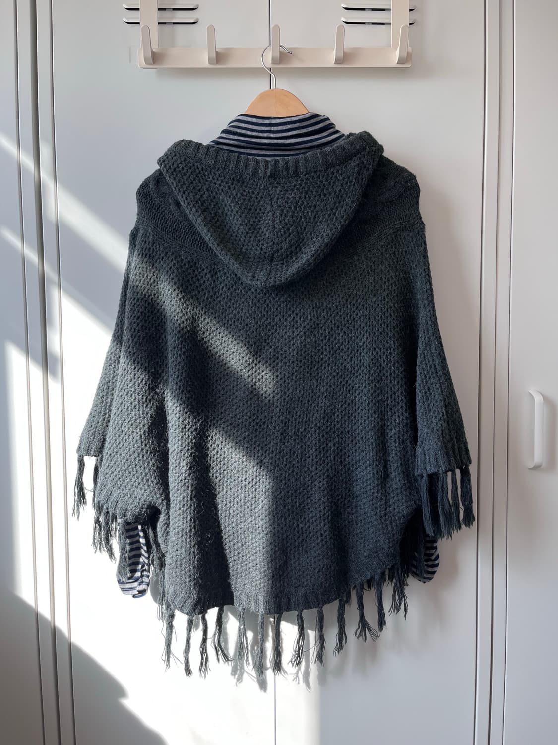 사와코 폼폼 망토 후드 케이프 니트 가디건  상품이미지10