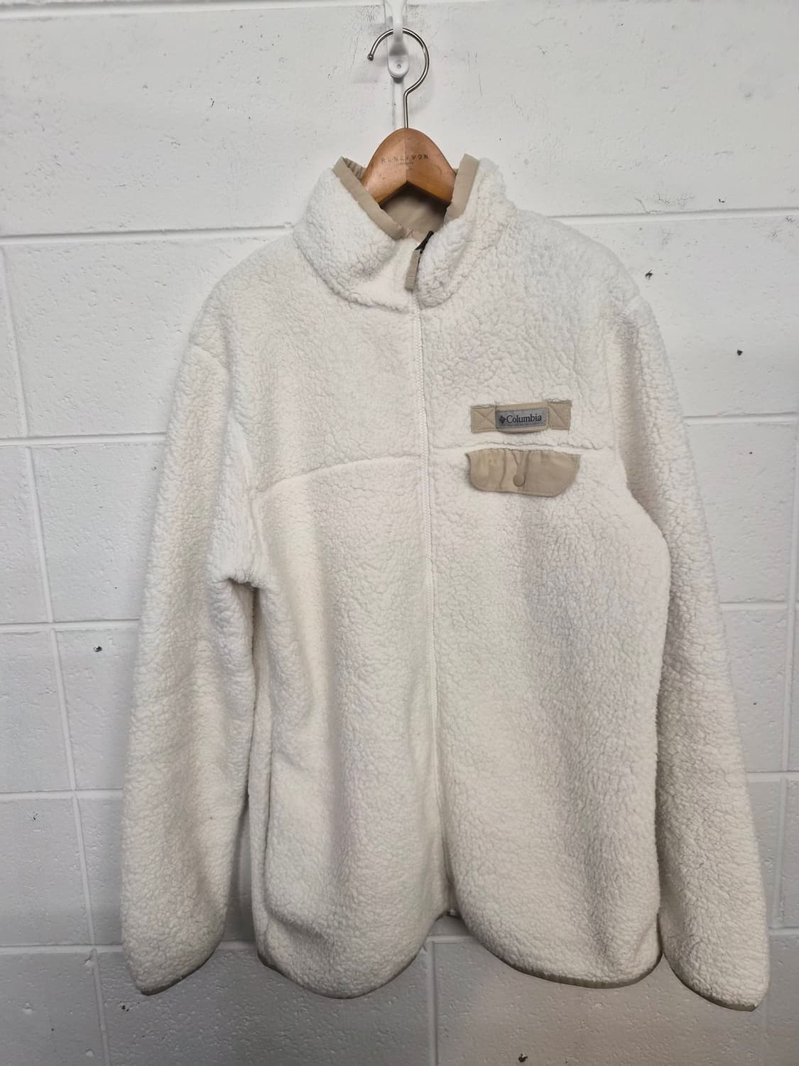 L/100) 컬럼비아 아이보리  플리스 점퍼 팝니다 상품이미지1