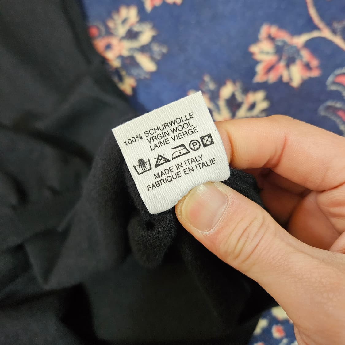 질샌더(Jilsander) 베이직 디테일 간절기 니트 베스트 40size 상품이미지5