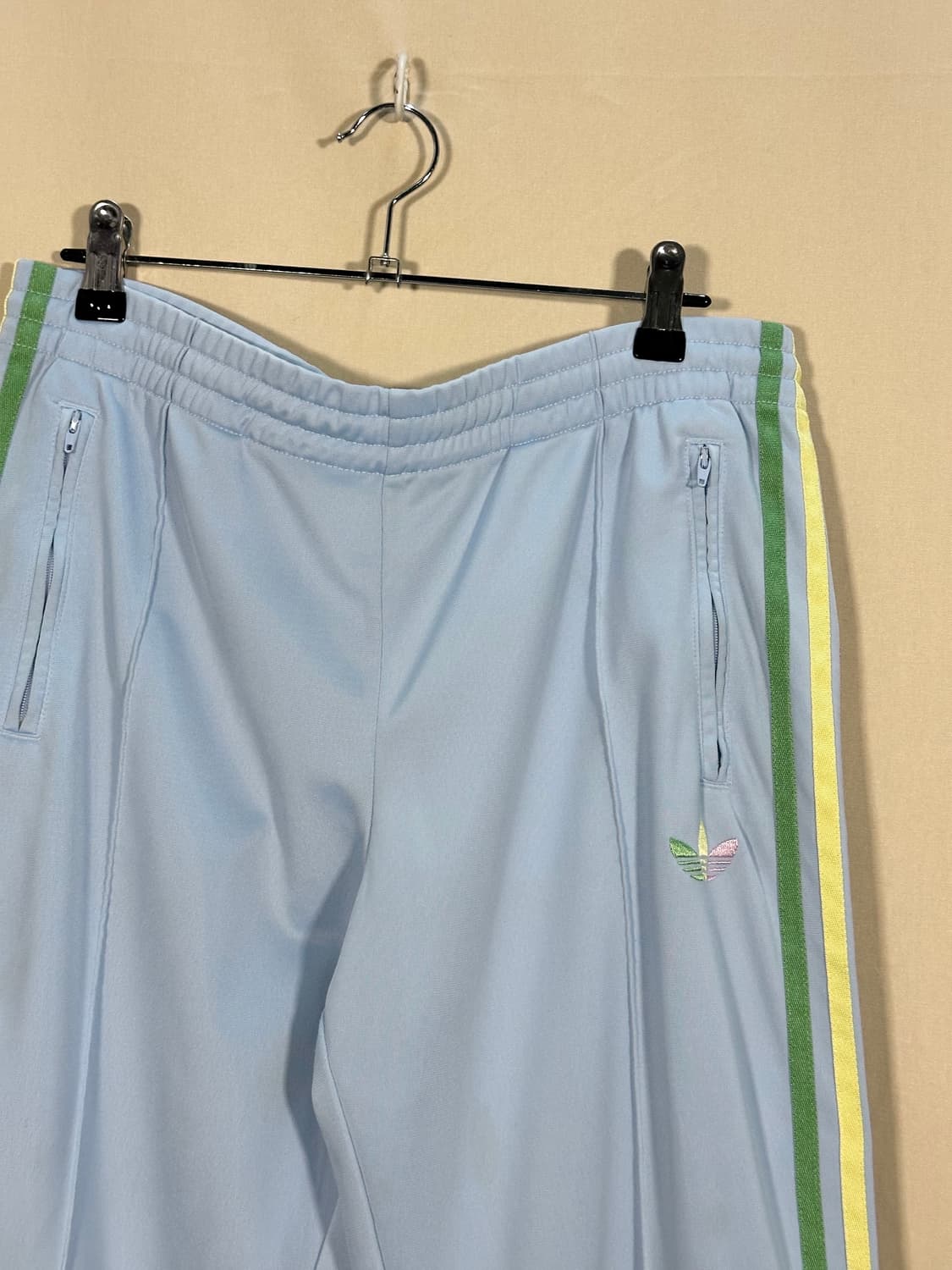 아디다스 유로파 레트로 트랙팬츠 대장 처분  상품이미지2