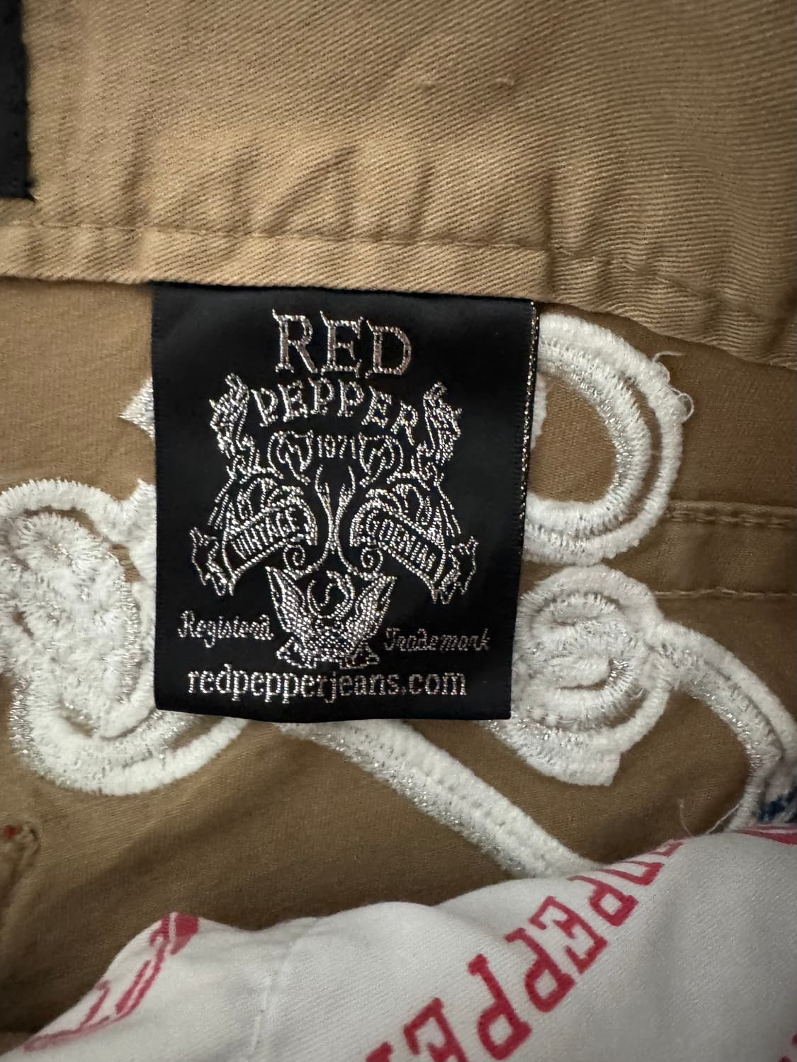 레드페퍼 y2k 락시크 십자자수 베이지 팬츠 상품이미지7