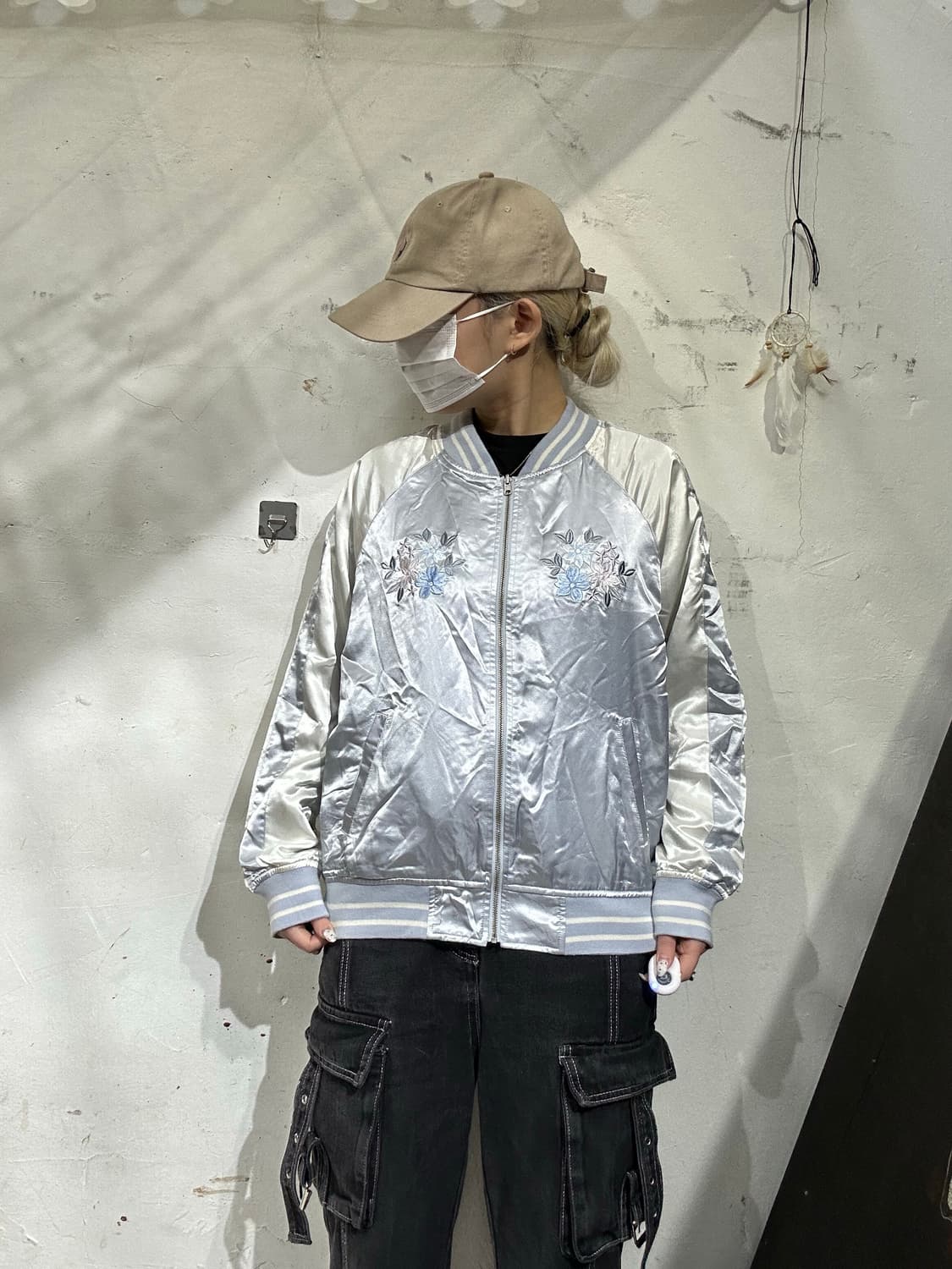 일본 빈티지 화이트 소라 스카잔 자수 크롭 자켓   상품이미지2