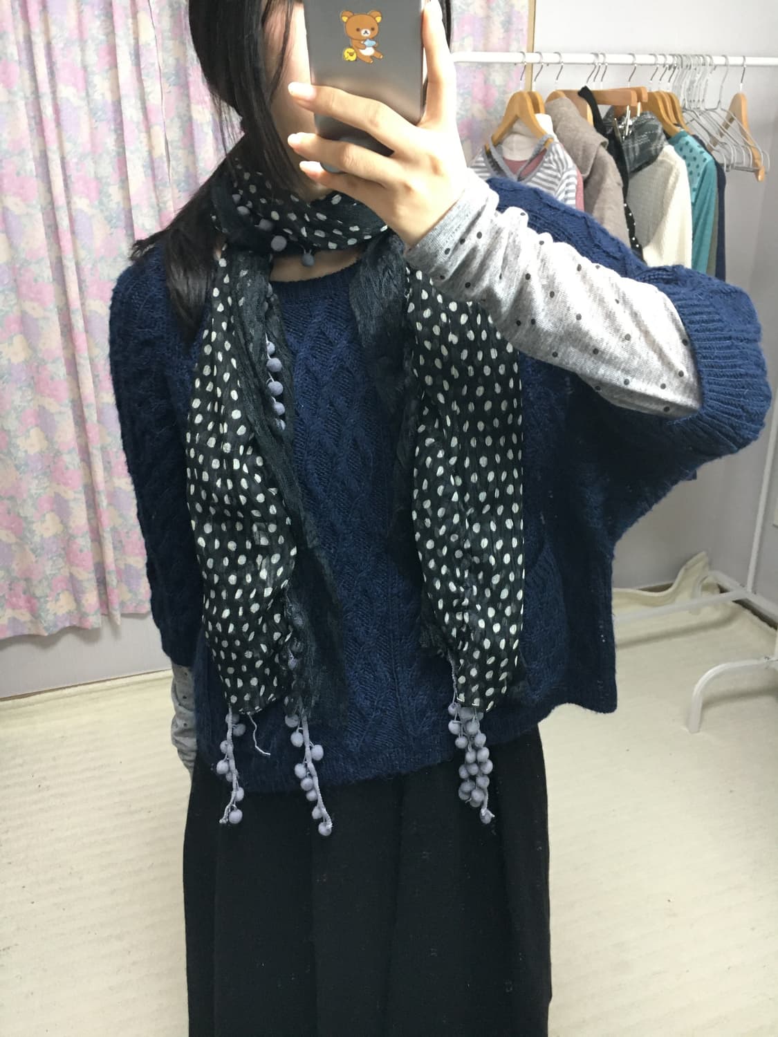 블랙 도트 폼폼 스카프 상품이미지8