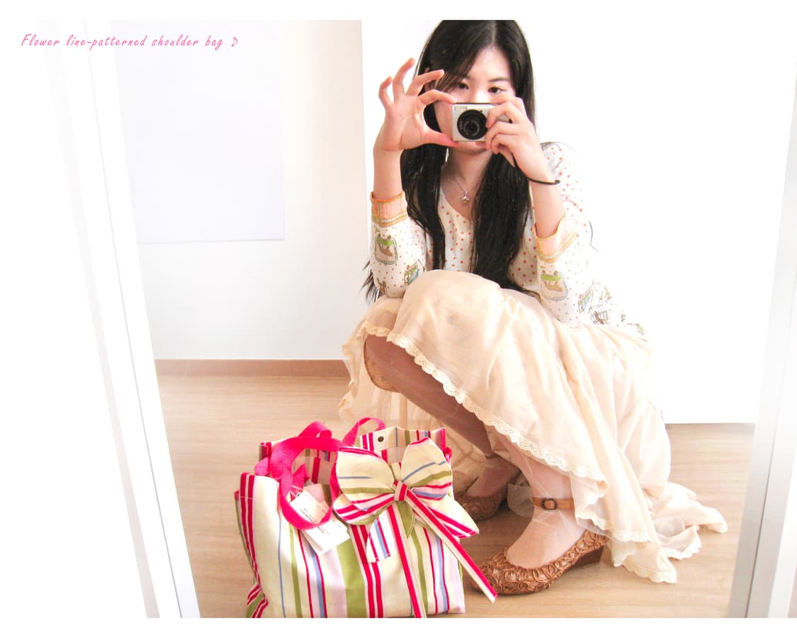 츠모리치사토 플라워 줄-무늬 숄더백 🌷 상품이미지1