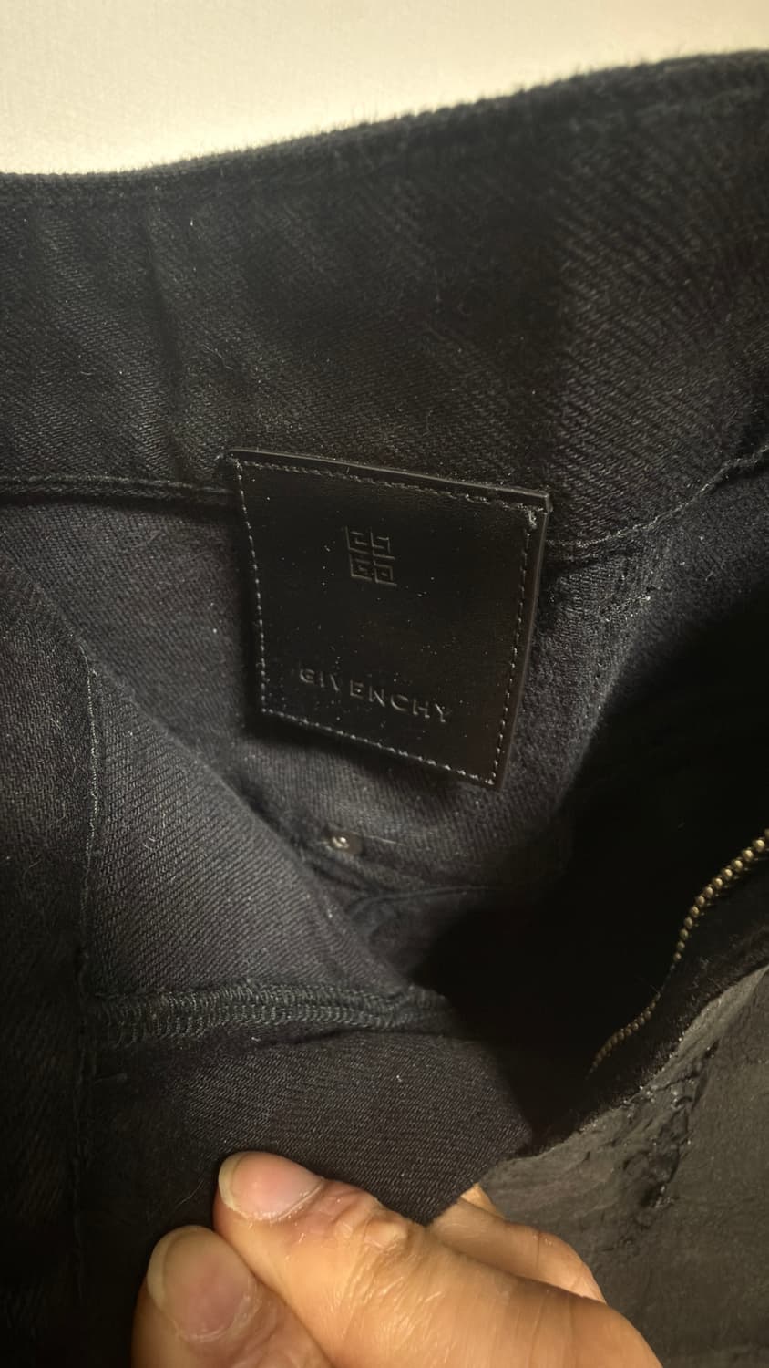 지방시 크랙클 28사이즈 유일매물 상품이미지3