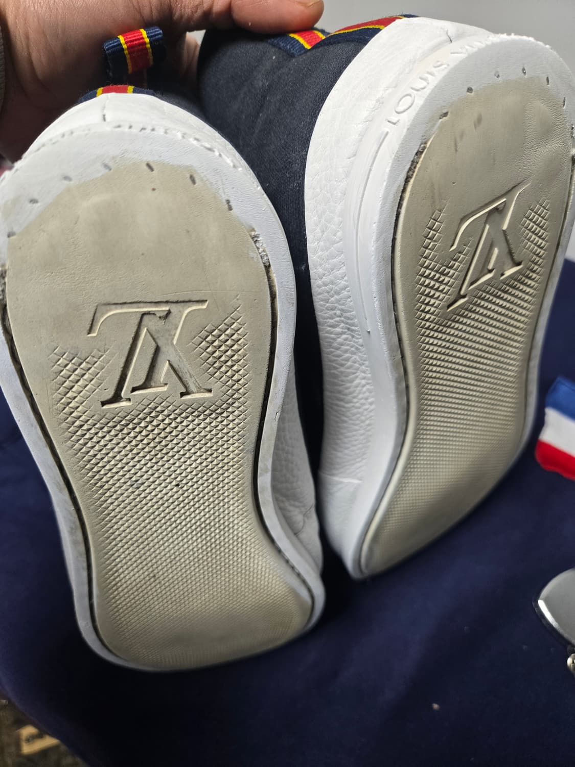 루이비통 정품 스니커즈 사용감 있어요  275 상품이미지4