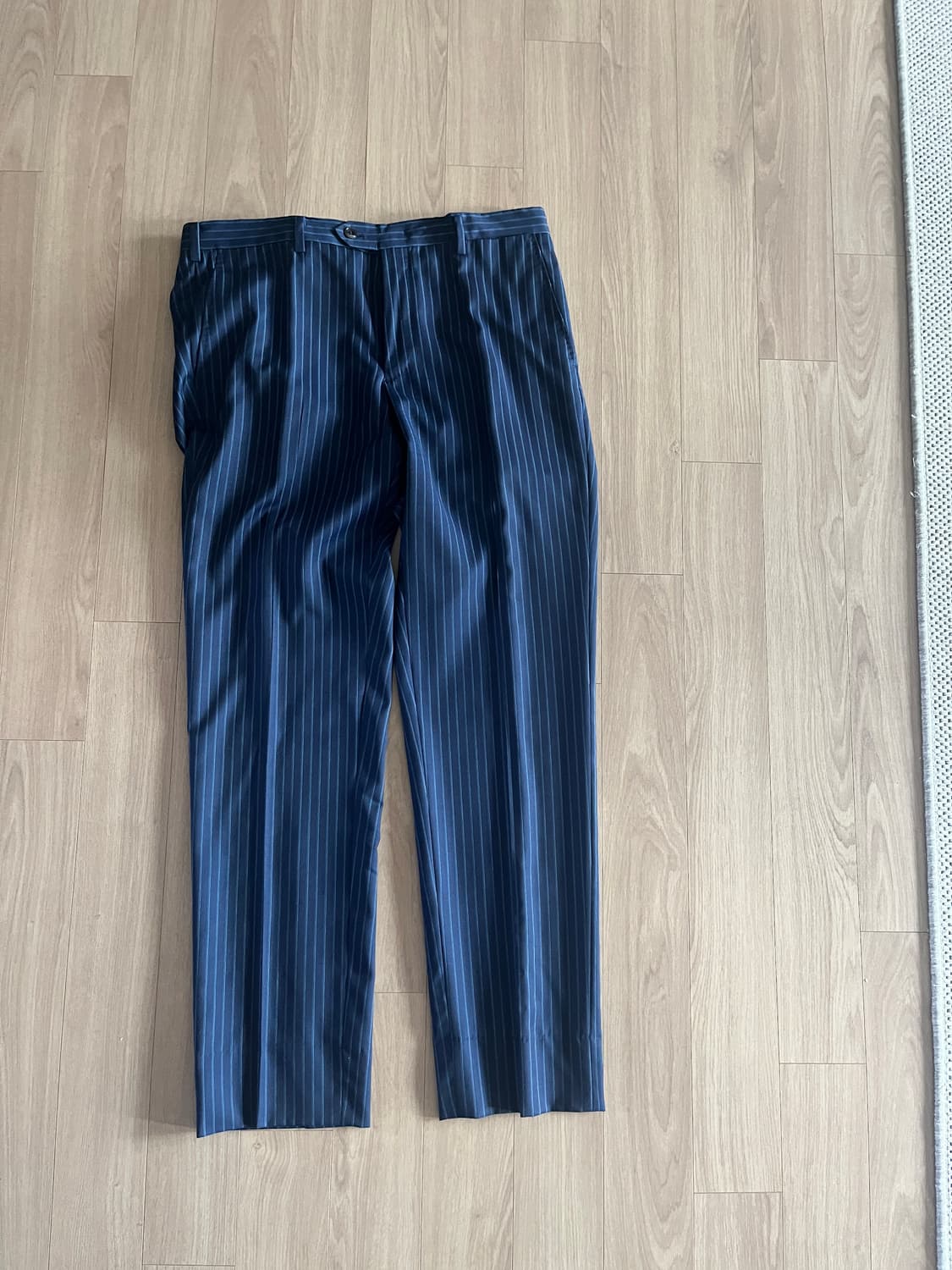 네이비 스트라이프 더블버튼 정장 셋업 (반하트) 상품이미지6