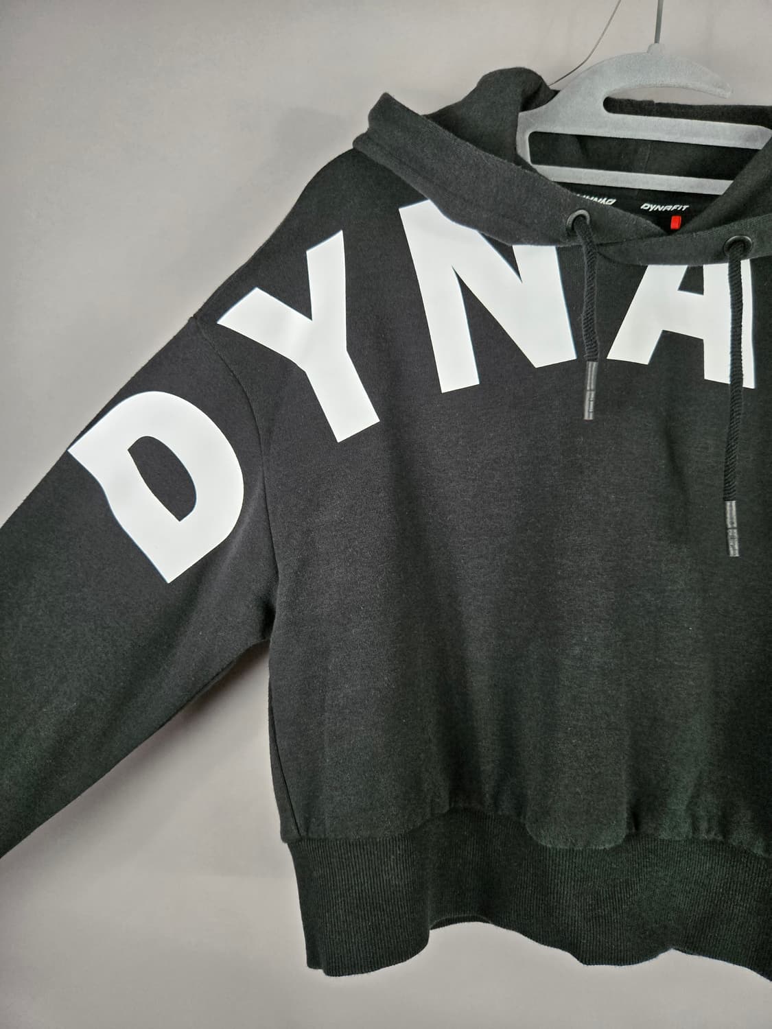 [무료배송]다이나핏 S 여성 블랙 크롭 후드티 후드 티셔츠 상품이미지4