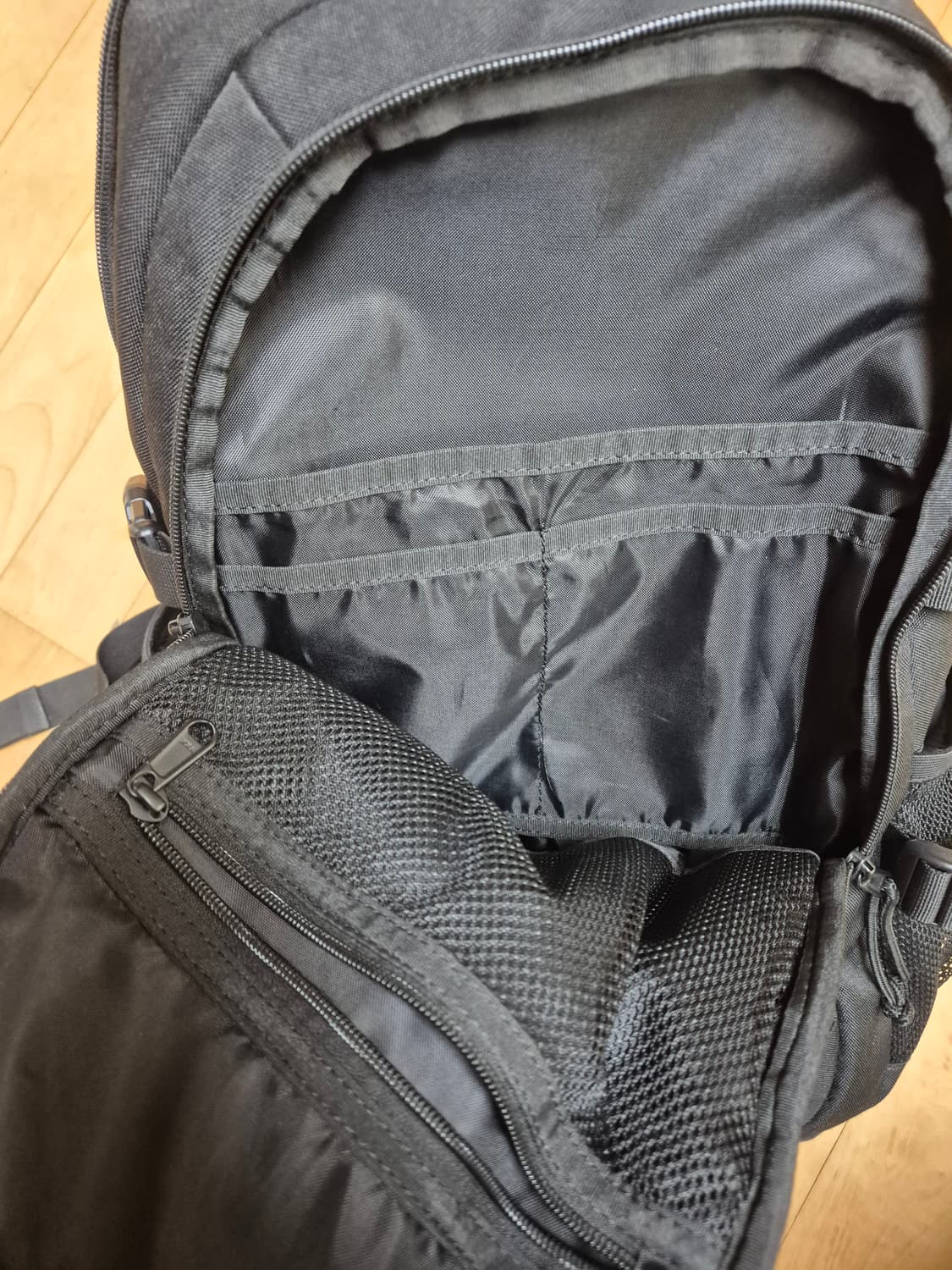 커버낫 블랙 백팩 상품이미지5