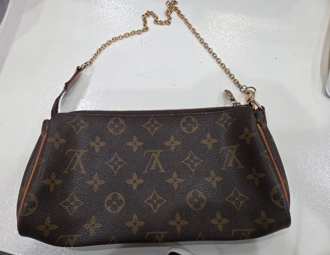 루이비통 모노그램 포쉐트 파우치 가방
 상품이미지2