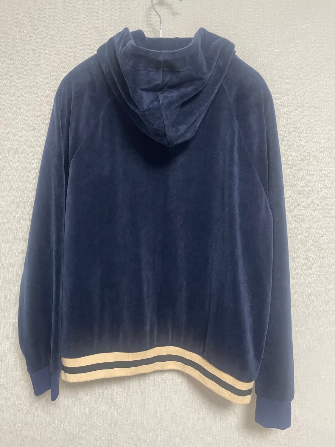 쥬시꾸뛰르 벨벳 후드집업 상품이미지2