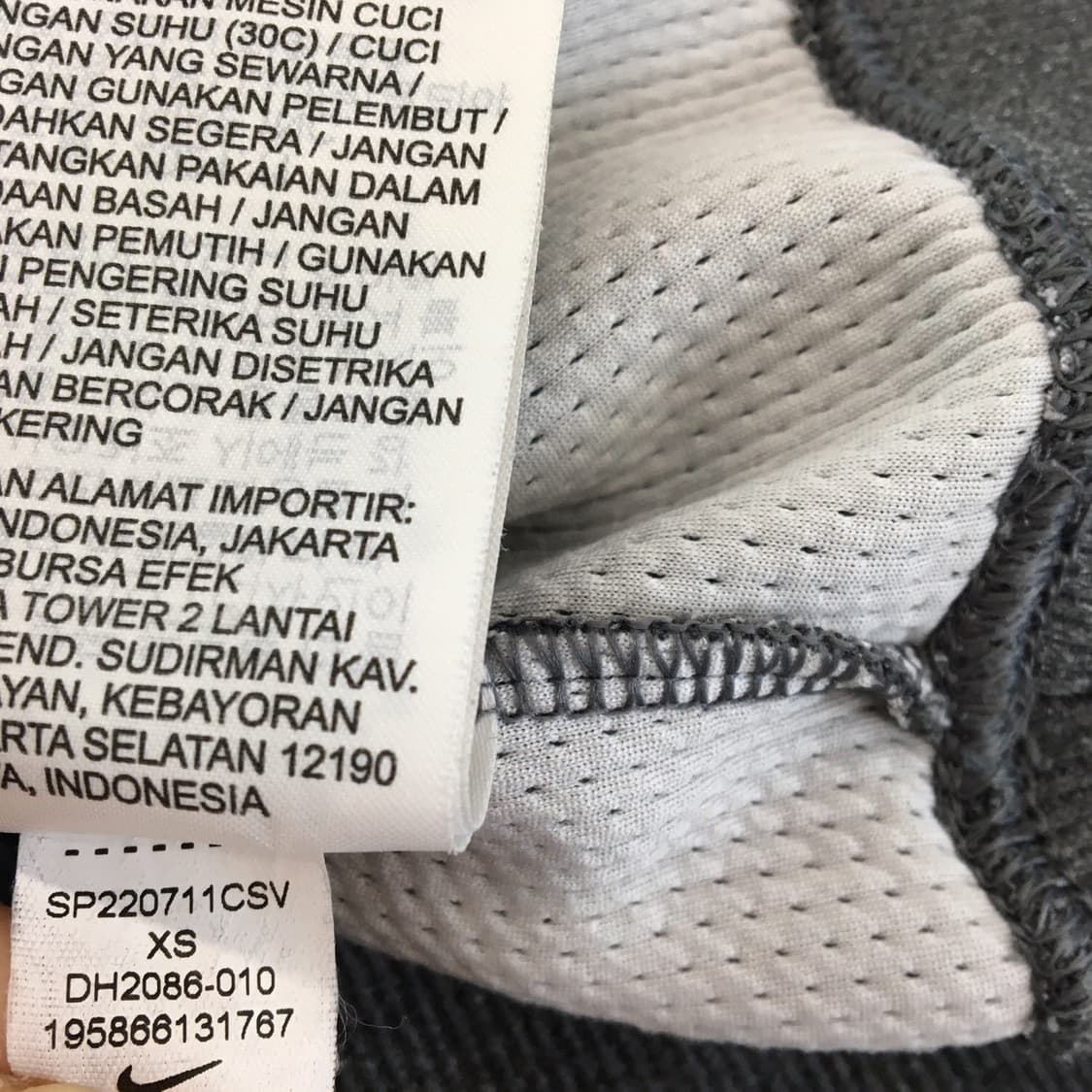 나이키 드라이핏 빅토리 크롭 스웻셔츠 XS  상품이미지7