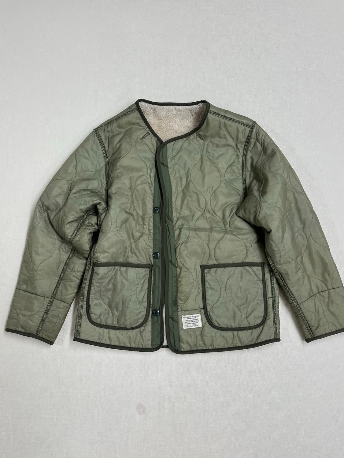 아웃스탠딩 퀄팅자켓 내피 M 상품이미지1