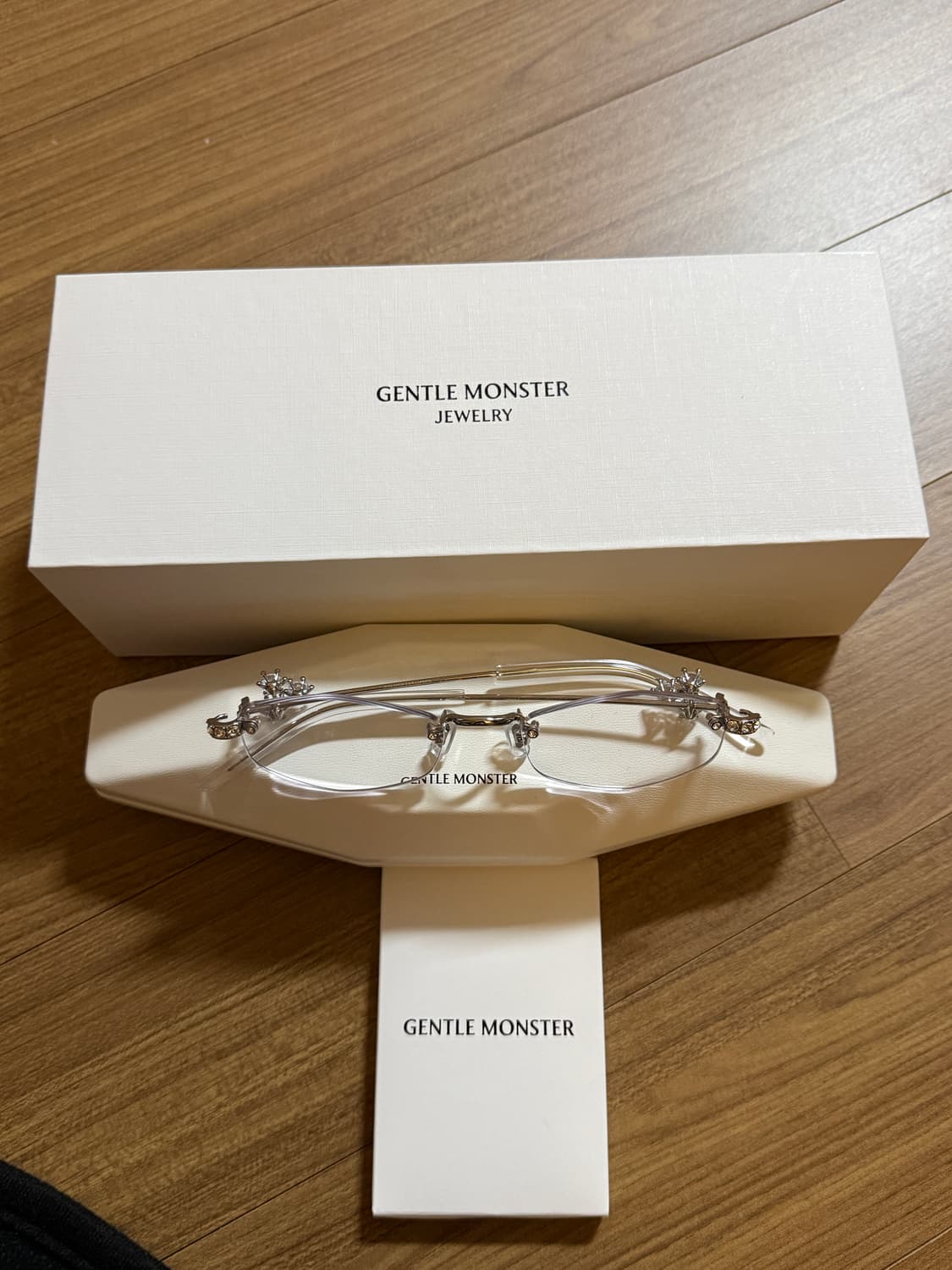 젠틀 몬스터 글리츠 02 실버 클리어 상품이미지6