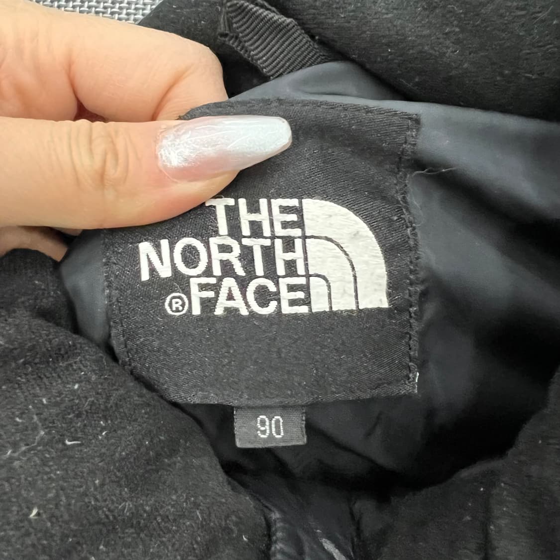 노스페이스 블랙 눕시 700 패딩 90 상품이미지2