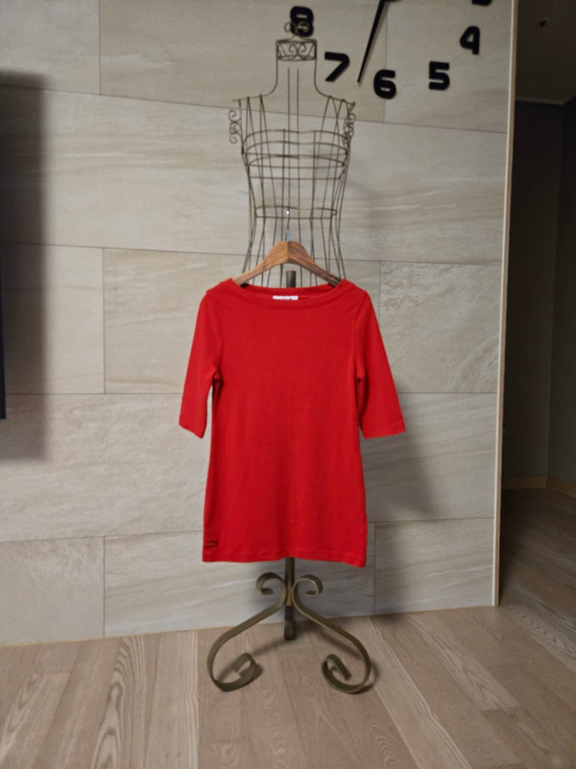 [34/90] 라코스테 여성 입술넥 반팔티 상품이미지1