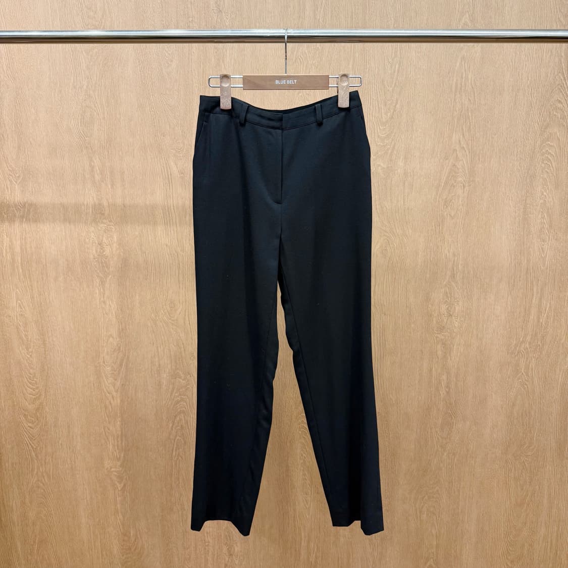 버버리 런던 울 슬랙스 정장 데일리 스트레이트 핏 클래식 블랙 상품이미지2