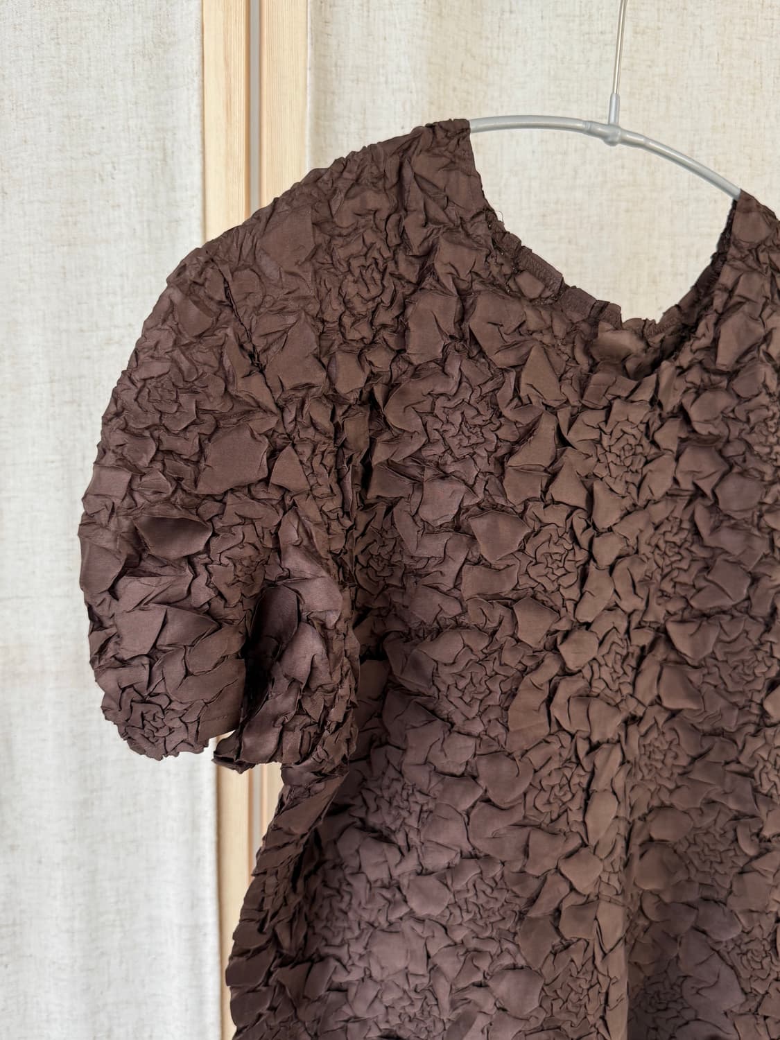 EEFC Collection 플라워 플리츠 탑 상품이미지2