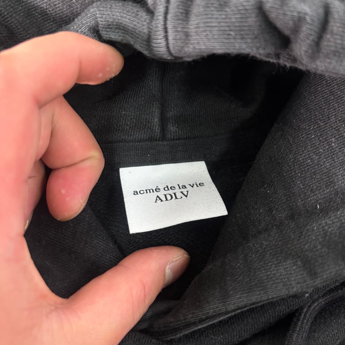 100 아크메드라비 후드티 상품이미지6