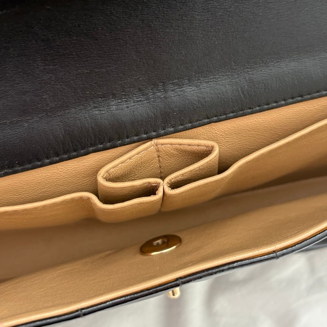 샤넬 초코바 페이던트 백 24K 금장 상품이미지4