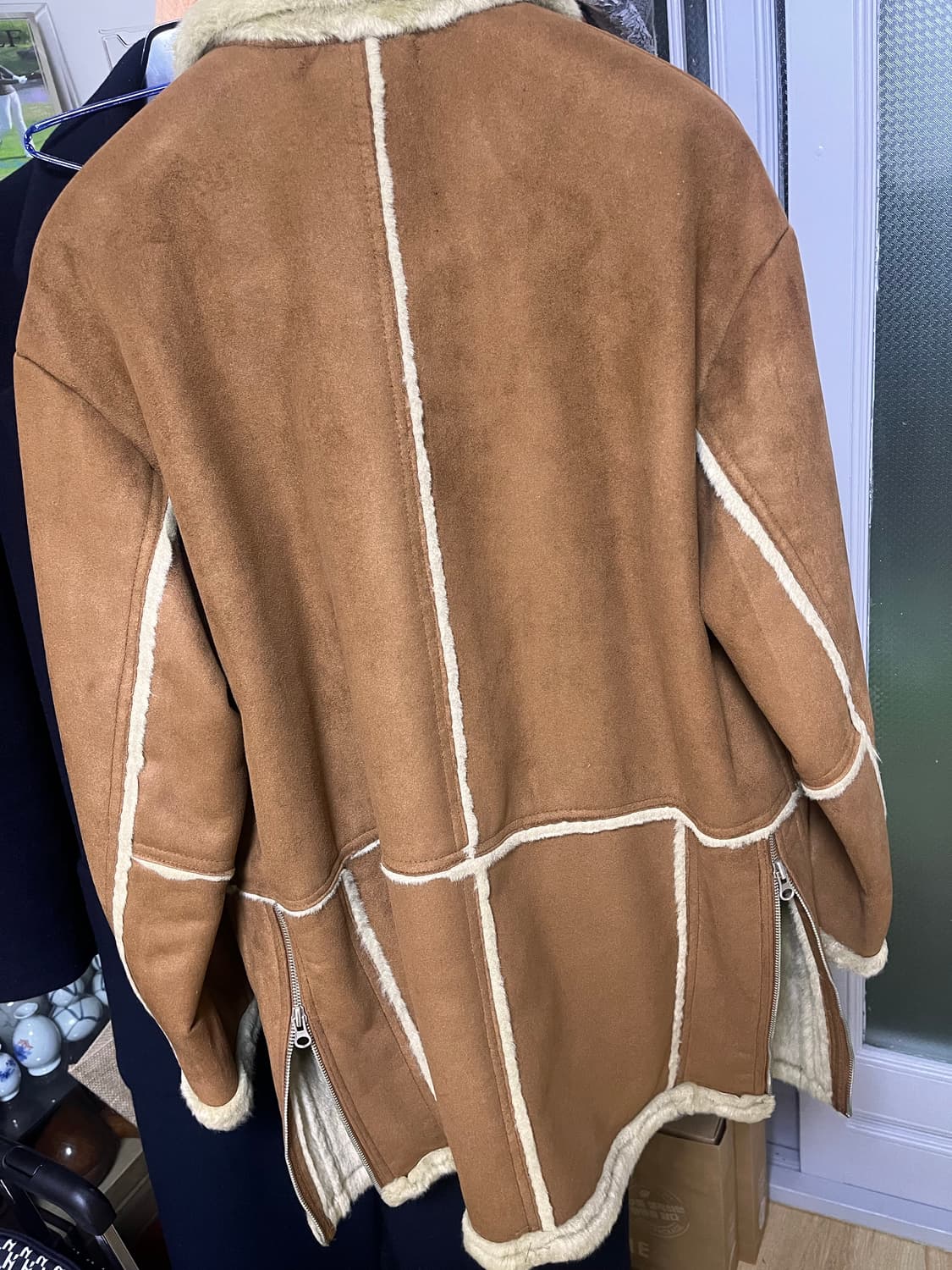 LOCLE 로클 (로우클래식) 브라운 스웨이드 무스탕 자켓 상품이미지2