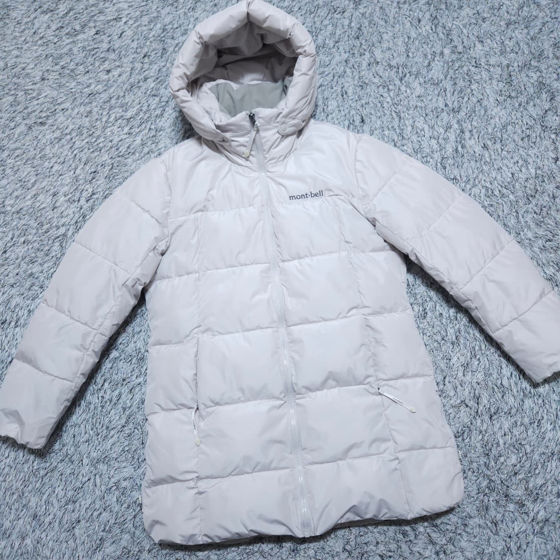 몽벨)95 여자 크림색 미드패딩자켓 / 왕눈이샵 상품이미지2