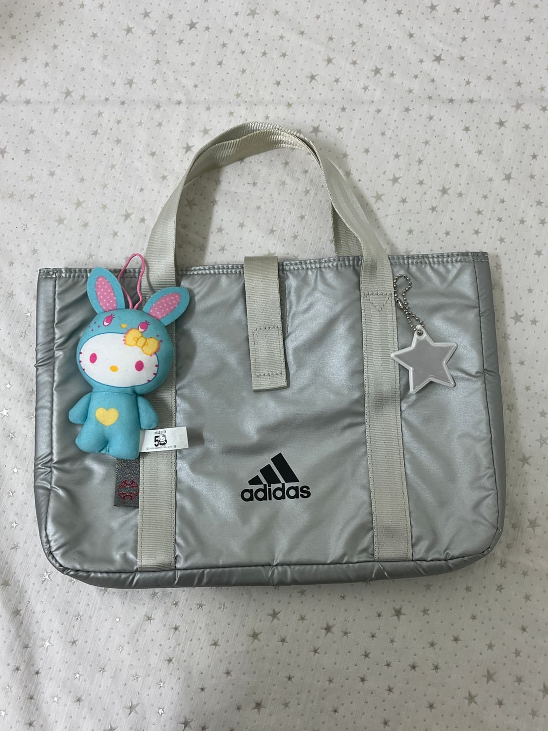 아디다스 실버 패딩 미니백 👾 상품이미지8