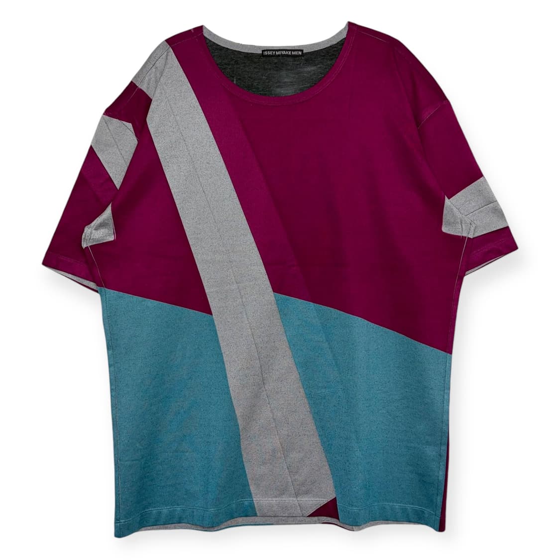 이세이미야케 맨 패턴 반팔 티셔츠 상품이미지1