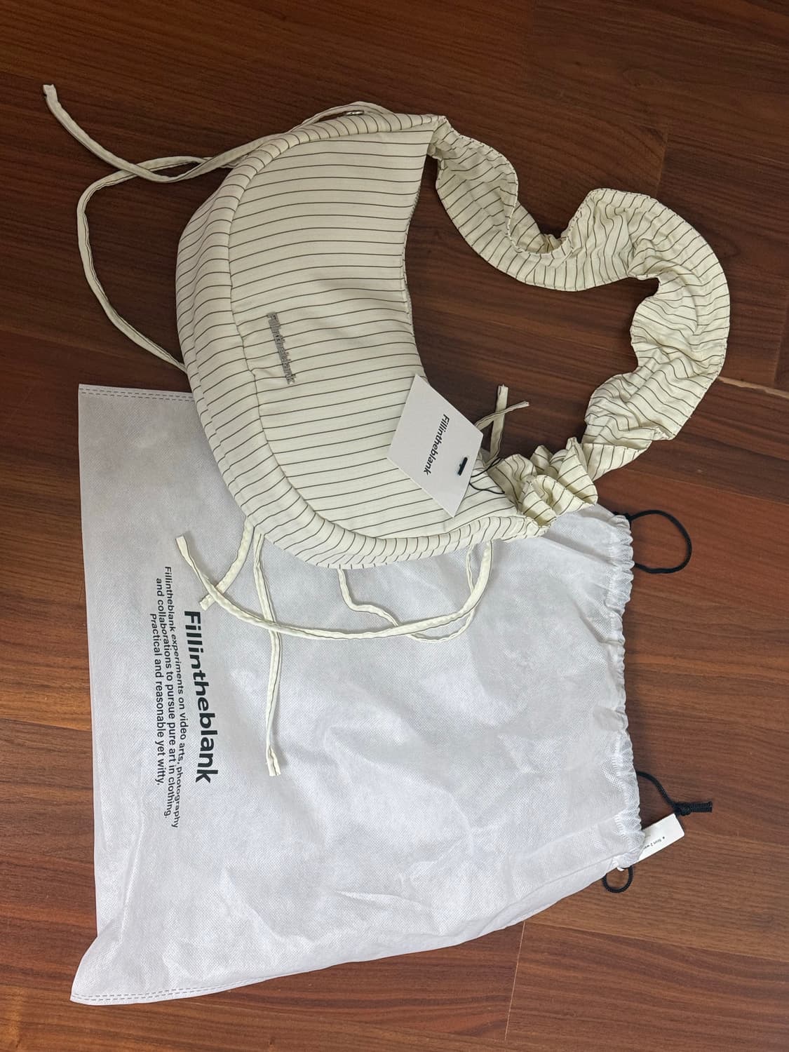 (새상품) 필인더블랭크 아이보리 가방 판매 상품이미지3