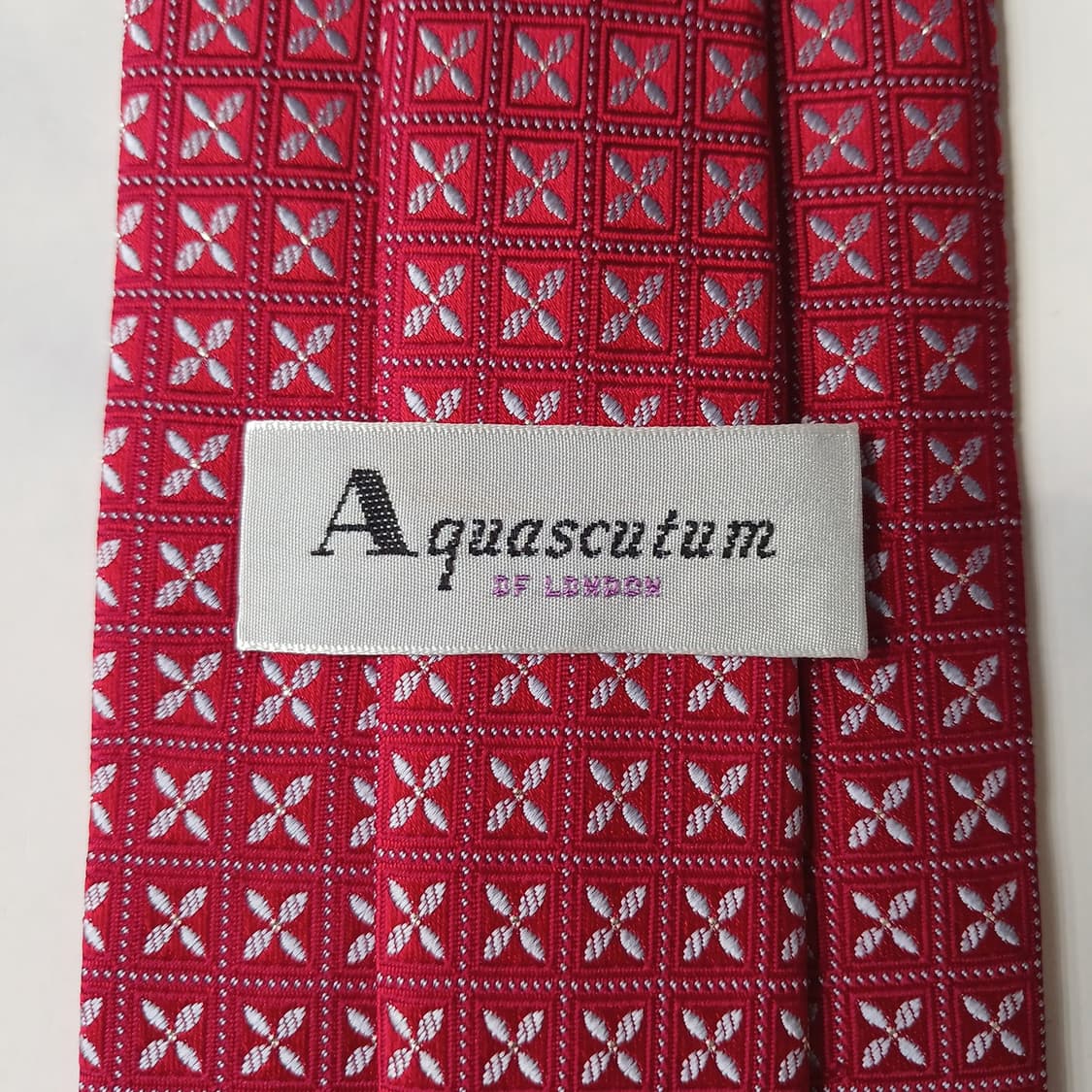 아쿠아스큐텀 실크 레드 패턴 넥타이 9.5cm S~A+등급 E901 상품이미지8