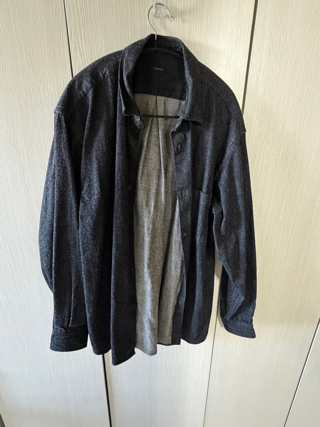 [3] 코모리 24AW 데님 코모리 셔츠 블랙 에크루 상품이미지2