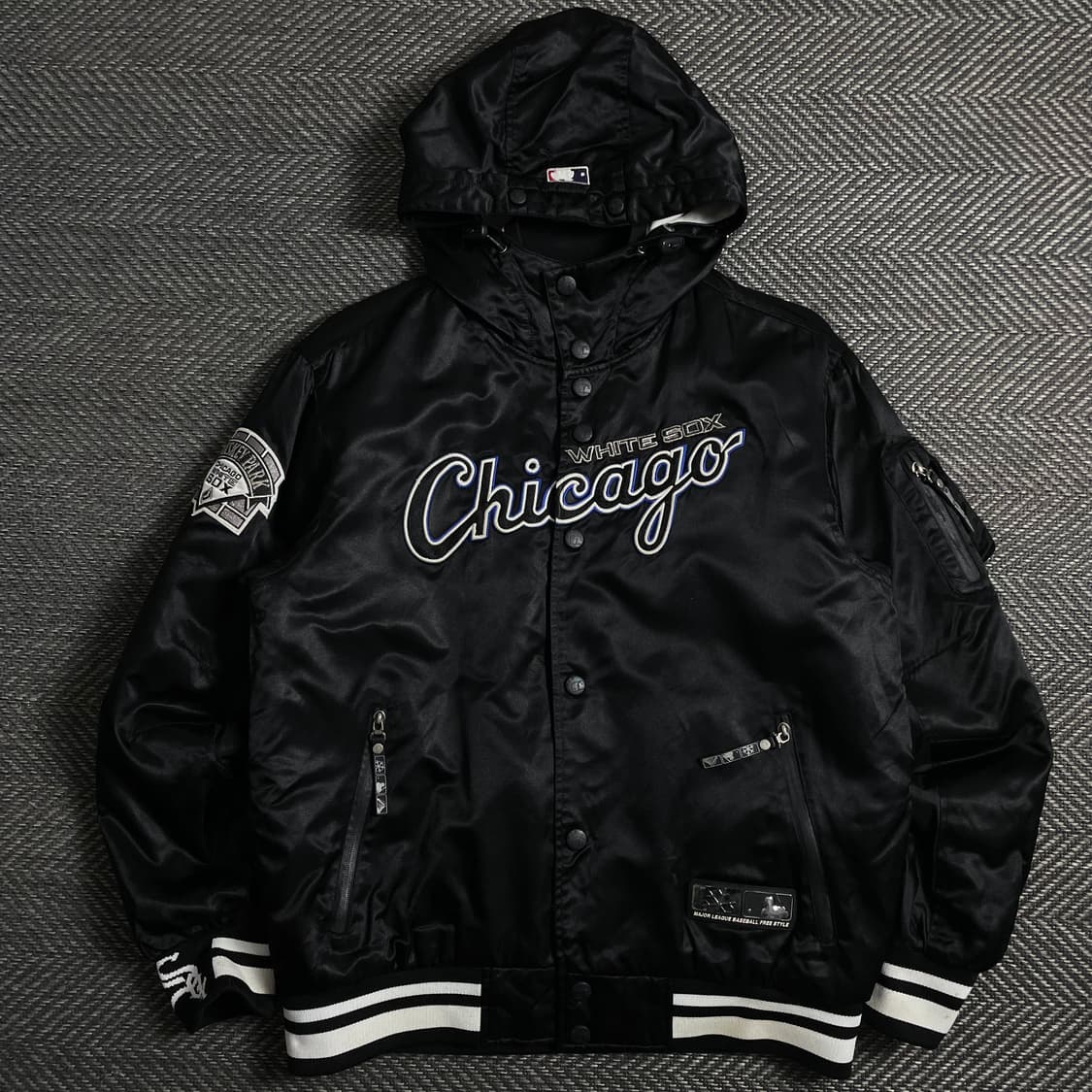 00s MLB 올드스쿨 화이트 삭스 빅로고 사틴 바시티 자켓y 5052 상품이미지2
