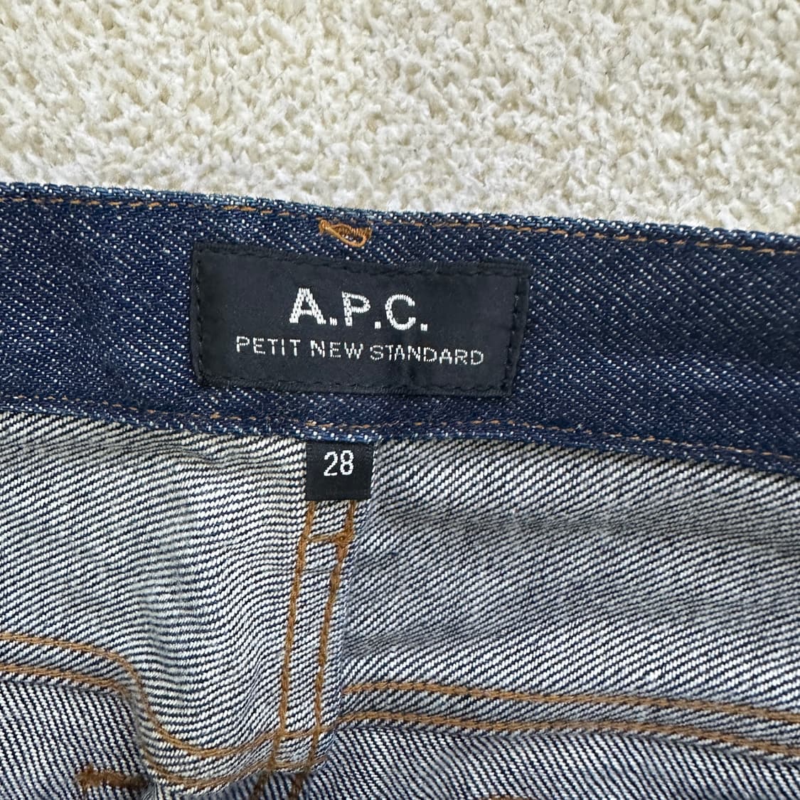 28 A.P.C 쁘띠 스탠다드핏 데님 0324D 상품이미지2