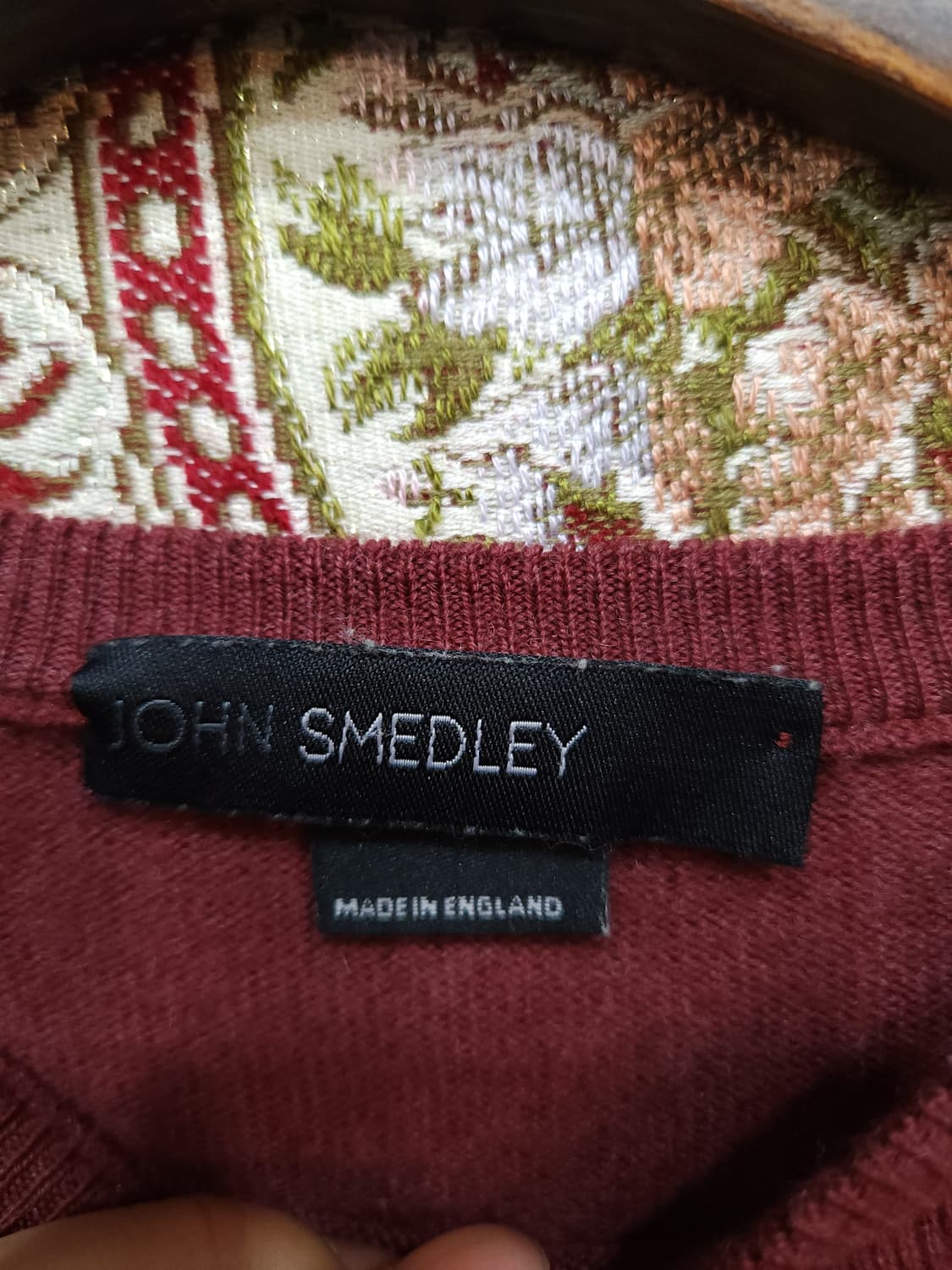 존스메들리 버건디 라운드 니트

 상품이미지4