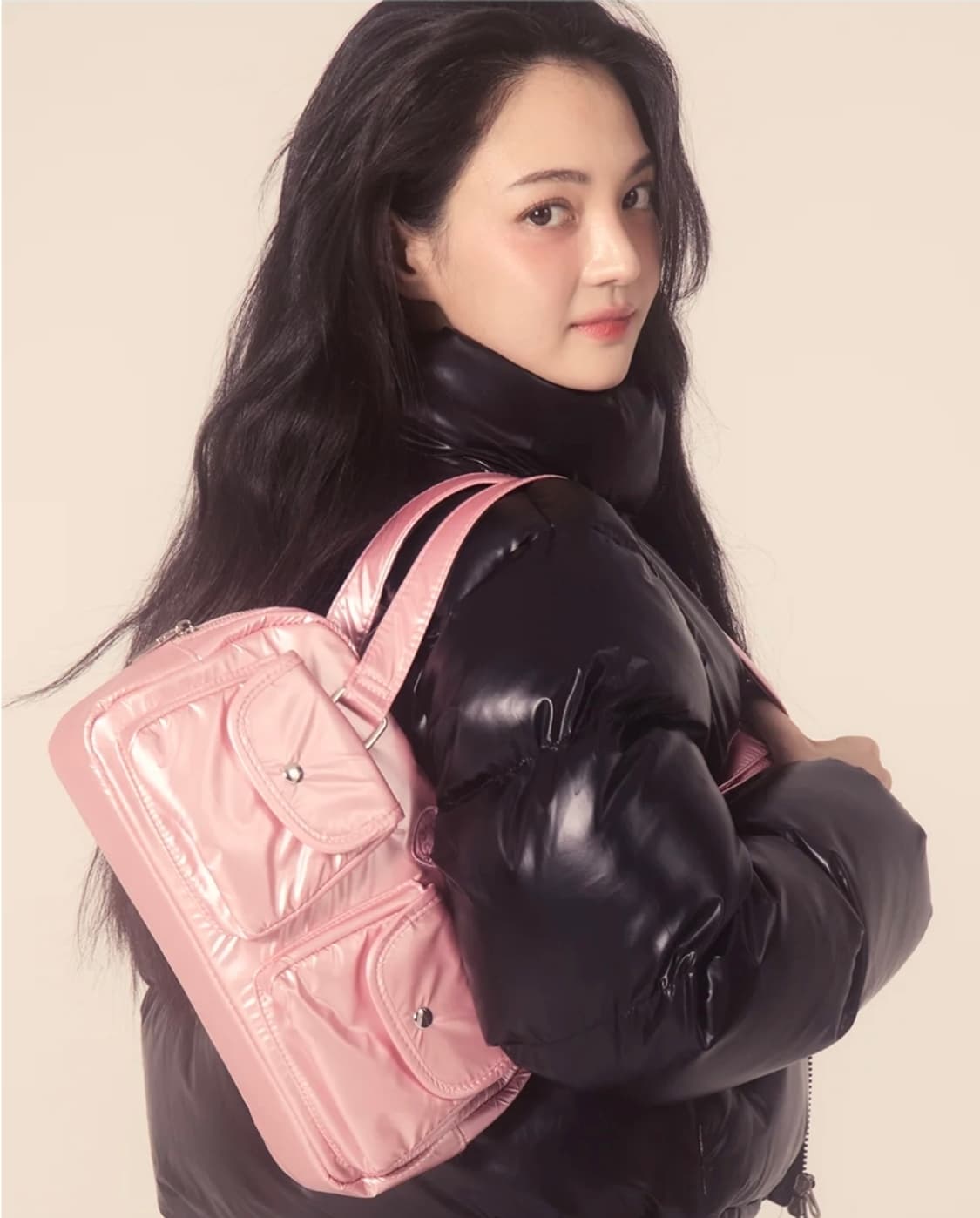 베티붑 글로시 투 포켓 숄더백 핑크 상품이미지4